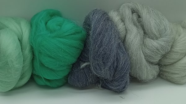 Wolle im Set bei Woll-Keulen wunderschöne Farbpracht